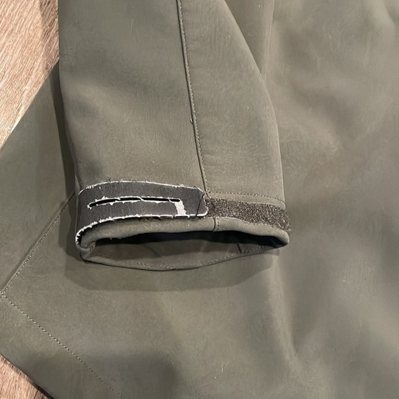 Merrell Soft Shell Olive Green Jacket - Picture 8 of 8